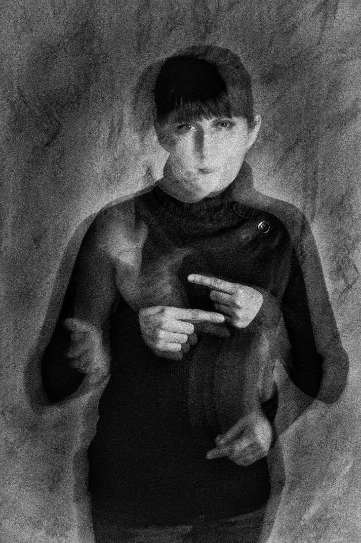 Жестовой язык: "Пусть в душе всегда будет весна"